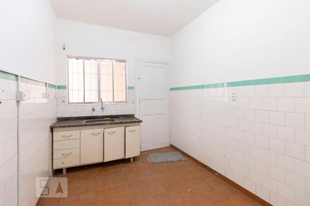 Cozinha  de casa para alugar com 2 quartos, 90m² em Vila Santa Isabel, São Paulo