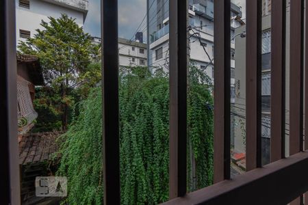 Vista Quarto 2 de apartamento para alugar com 3 quartos, 124m² em Cruzeiro, Belo Horizonte