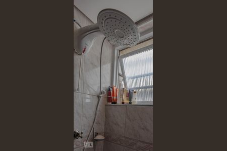 Apartamento para alugar com 124m², 3 quartos e 1 vaga Apartamento para alugar com 124m², 3 quartos e 1 vagaChuveiro Banheiro Quarto 1 Suite