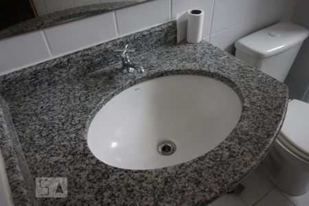 Apartamento para alugar com 62m², 3 quartos e 1 vagaPia