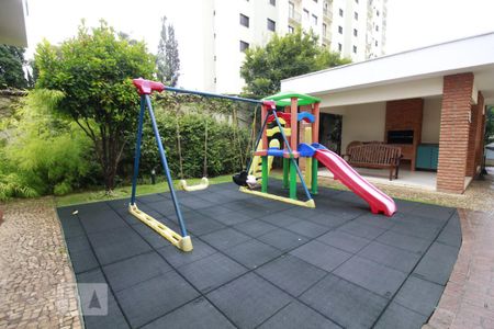 Apartamento para alugar com 62m², 3 quartos e 1 vagaPlayground