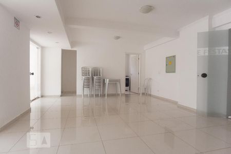Apartamento à venda com 75m², 3 quartos e 2 vagasDependências do condomínio - salão de festas 