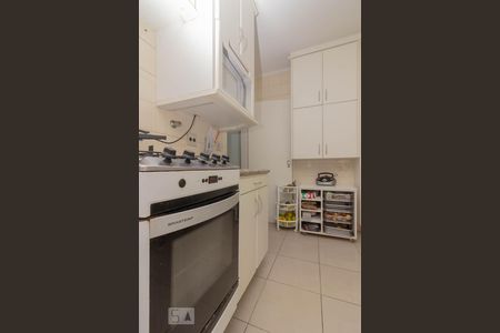 Apartamento à venda com 90m², 3 quartos e 2 vagasCozinha