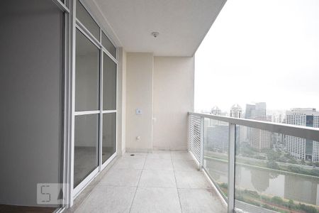 Varanda de kitnet/studio para alugar com 1 quarto, 39m² em Real Parque, São Paulo
