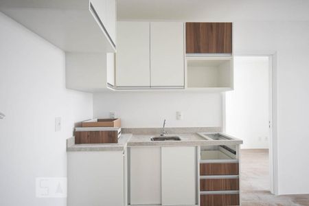 Cozinha de kitnet/studio para alugar com 1 quarto, 39m² em Real Parque, São Paulo