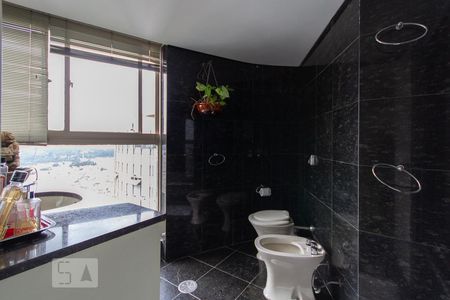 Apartamento à venda com 600m², 4 quartos e 3 vagasSuíte2