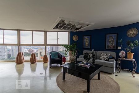 Apartamento à venda com 600m², 4 quartos e 3 vagasCobertura