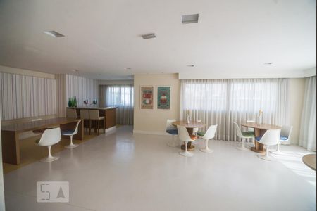 Apartamento à venda com 68m², 2 quartos e 1 vagaÁrea Comum -Salão de Festas