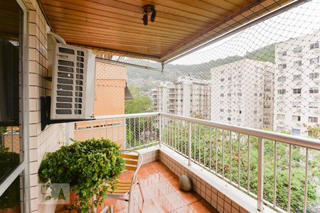 Varanda sala de apartamento para alugar com 2 quartos, 100m² em Tijuca, Rio de Janeiro