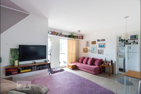 Sala / Quarto de kitnet/studio para alugar com 1 quarto, 39m² em Vila do Encontro, São Paulo
