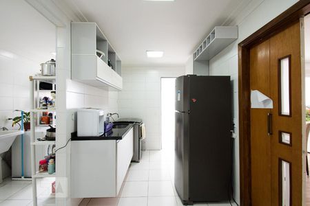 Apartamento à venda com 130m², 4 quartos e 2 vagasCozinha