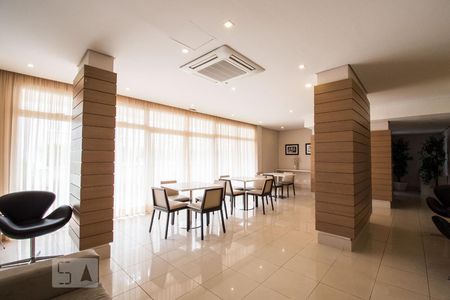 Apartamento à venda com 130m², 4 quartos e 2 vagasÁrea Externa - Salão de Festas