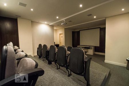 Apartamento à venda com 130m², 4 quartos e 2 vagasÁrea Externa - Cinema