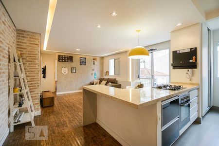 cozinha de apartamento para alugar com 1 quarto, 65m² em Mooca, São Paulo