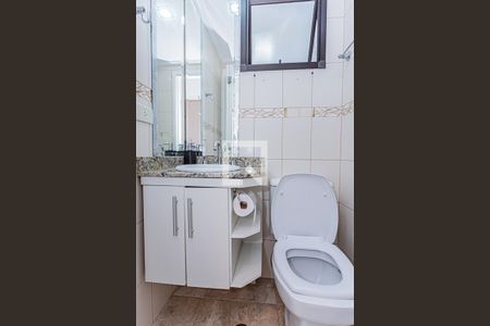 Apartamento para alugar com 60m², 2 quartos e 1 vaga Apartamento para alugar com 60m², 2 quartos e 1 vagaBanheiro