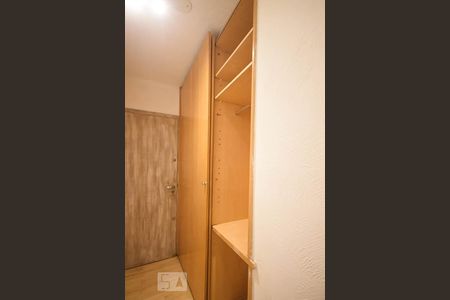 Studio para alugar com 30m², 1 quarto e sem vagaArmário 