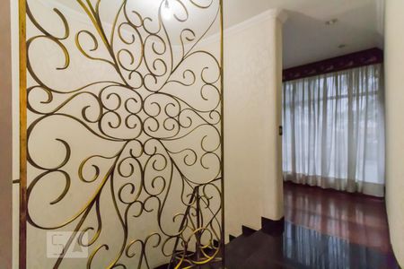 Casa à venda com 520m², 5 quartos e 5 vagas Casa à venda com 520m², 5 quartos e 5 vagasEntrada social