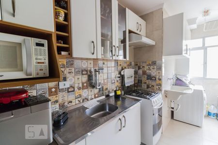 Cozinha de apartamento para alugar com 2 quartos, 64m² em Vila Augusta, Guarulhos