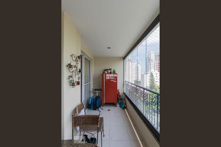 Varanda de apartamento para alugar com 3 quartos, 117m² em Vila Mariana, São Paulo