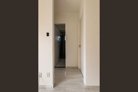 Corredor de apartamento à venda com 2 quartos, 46m² em Vila Marieta, Campinas
