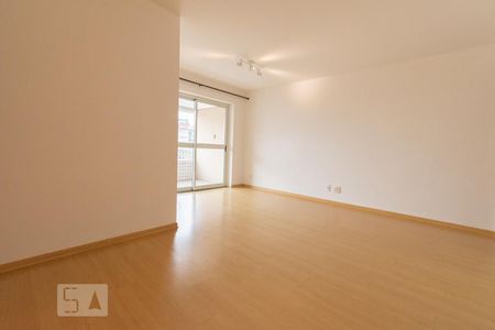 Apartamento para alugar com 94m², 3 quartos e 2 vagasSala
