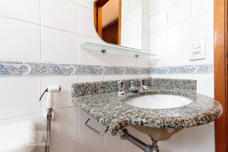 Apartamento para alugar com 94m², 3 quartos e 2 vagasBanheiro Suíte - Detalhe