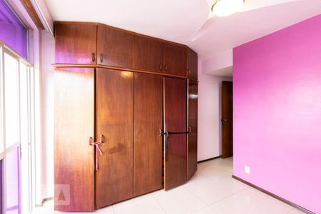 Suíte de apartamento para alugar com 2 quartos, 70m² em Icaraí, Niterói