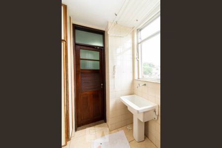 Área de Serviço de apartamento para alugar com 2 quartos, 70m² em Icaraí, Niterói