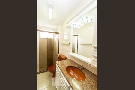 Banheiro Social de apartamento para alugar com 2 quartos, 70m² em Icaraí, Niterói
