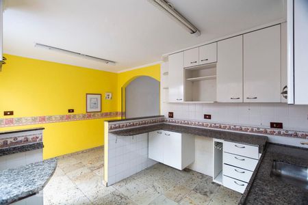 Casa à venda com 96m², 2 quartos e 2 vagasCozinha