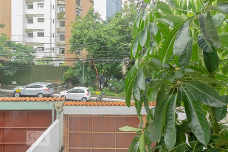 Vista da sala de casa à venda com 3 quartos, 141m² em Jardim Vila Mariana, São Paulo