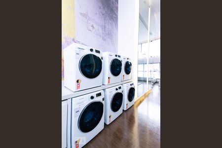 Studio à venda com 25m², 1 quarto e 1 vaga Studio à venda com 25m², 1 quarto e 1 vagaLavanderia