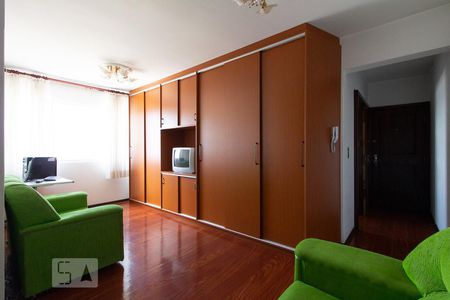Sala de apartamento para alugar com 2 quartos, 72m² em Centro, Curitiba