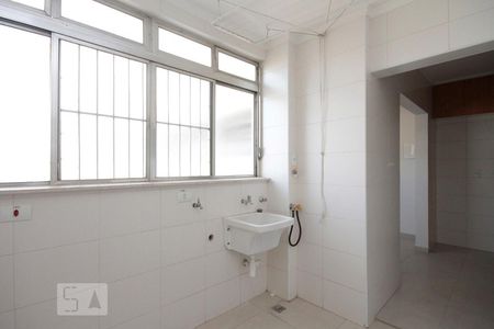 Apartamento à venda com 145m², 3 quartos e 1 vagaÁrea de Serviço