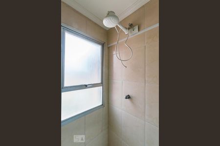 Banheiro de apartamento à venda com 1 quarto, 54m² em Cambuí, Campinas