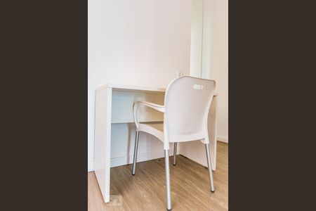 Sala de apartamento à venda com 1 quarto, 54m² em Cambuí, Campinas