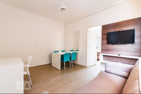 Sala de apartamento à venda com 1 quarto, 54m² em Cambuí, Campinas