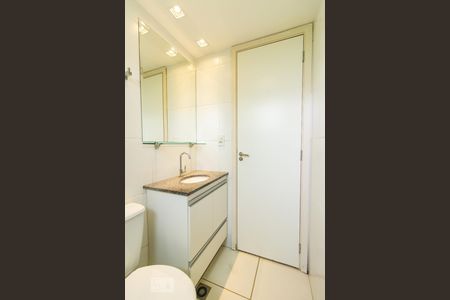 Banheiro Social de apartamento para alugar com 3 quartos, 70m² em Santa Branca, Belo Horizonte