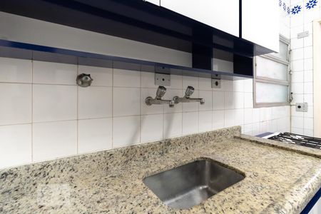 Apartamento à venda com 80m², 2 quartos e 1 vagaCozinha - Detalhe