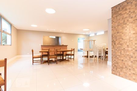 Apartamento à venda com 80m², 2 quartos e 1 vagaSalão de Festas