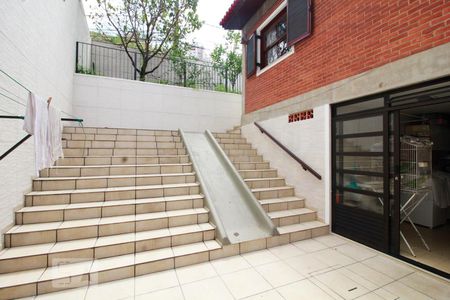 Casa para alugar com 450m², 4 quartos e 5 vagasÁrea externa