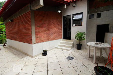 Casa para alugar com 450m², 4 quartos e 5 vagasÁrea externa