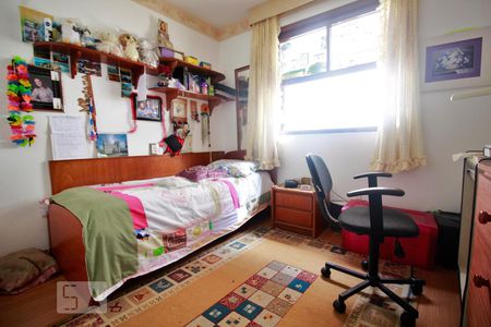 Casa para alugar com 450m², 4 quartos e 5 vagasQuarto 2