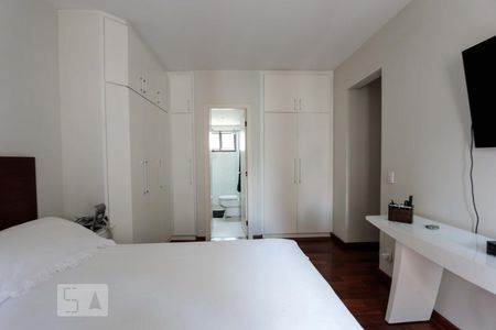 Apartamento para alugar com 140m², 3 quartos e 3 vagassuite 2