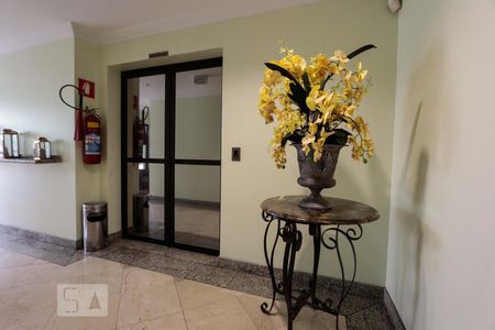 Apartamento para alugar com 140m², 3 quartos e 3 vagashall