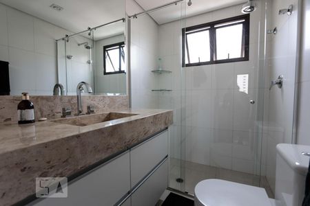 Apartamento para alugar com 140m², 3 quartos e 3 vagassuite 2