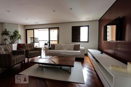 Sala de apartamento para alugar com 3 quartos, 140m² em Vila Suzana, São Paulo