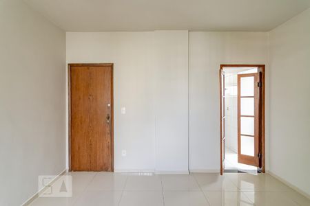 Sala de apartamento para alugar com 3 quartos, 65m² em Nova Floresta, Belo Horizonte
