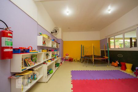 Apartamento para alugar com 80m², 3 quartos e 2 vagas Apartamento para alugar com 80m², 3 quartos e 2 vagasÁrea Comum - Playground