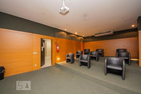 Apartamento para alugar com 80m², 3 quartos e 2 vagas Apartamento para alugar com 80m², 3 quartos e 2 vagasÁrea comum - Sala de Cinema
